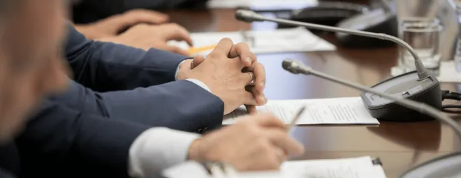 ИТ-услуги и решения <br/> для государственных структур